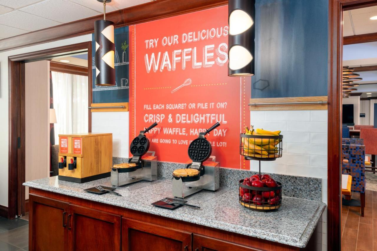Hampton Inn Boston / Marlborough Extérieur photo