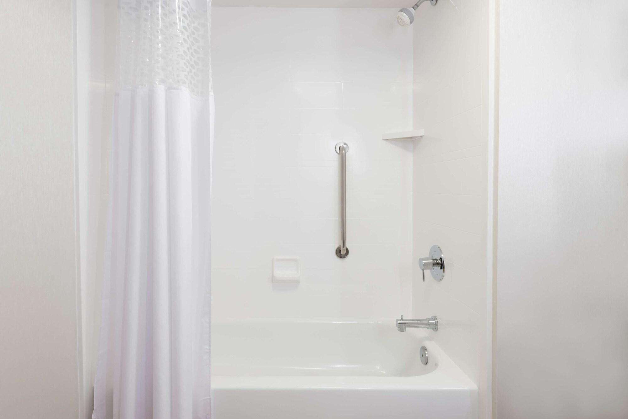 Hampton Inn Boston / Marlborough Extérieur photo