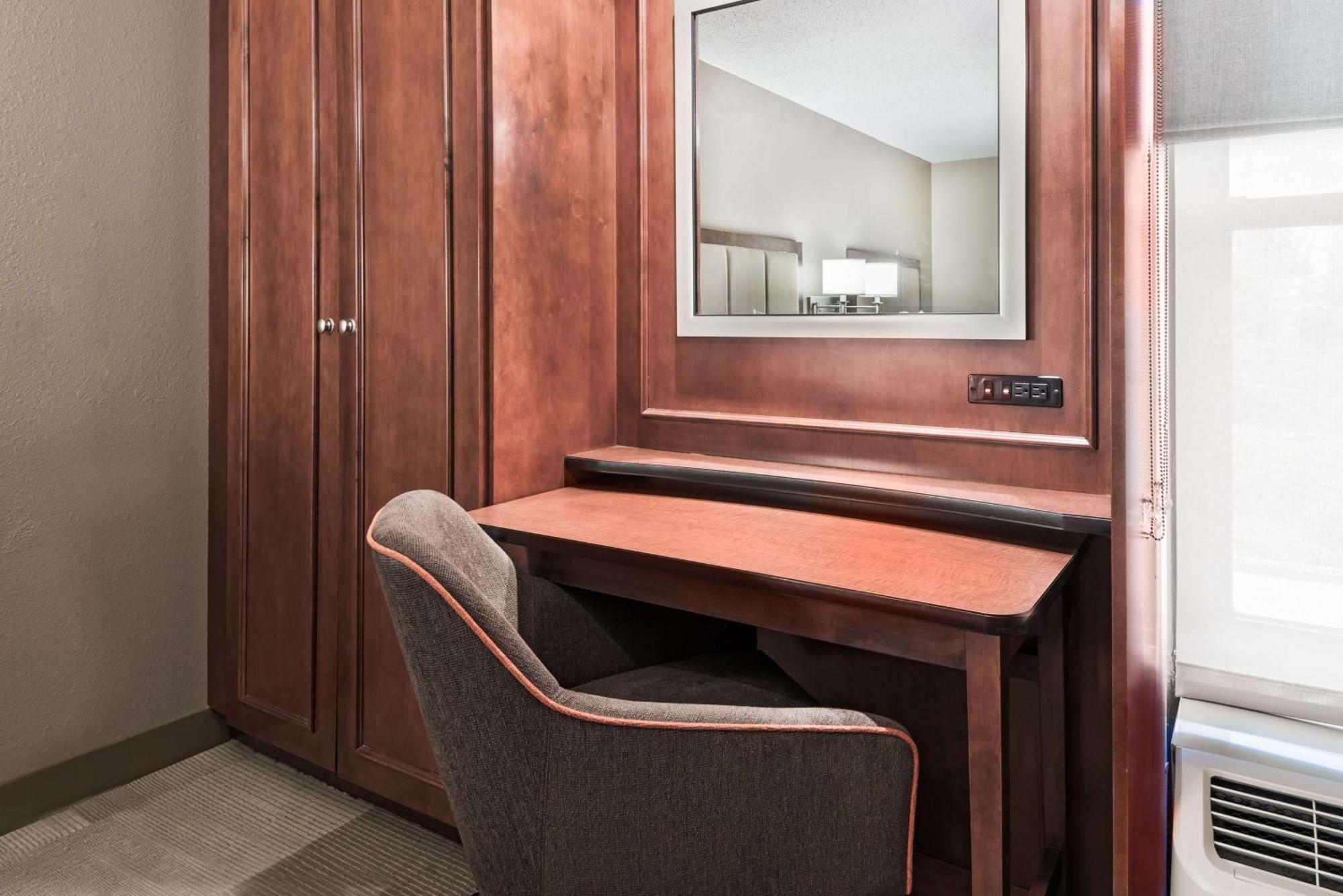 Hampton Inn Boston / Marlborough Extérieur photo