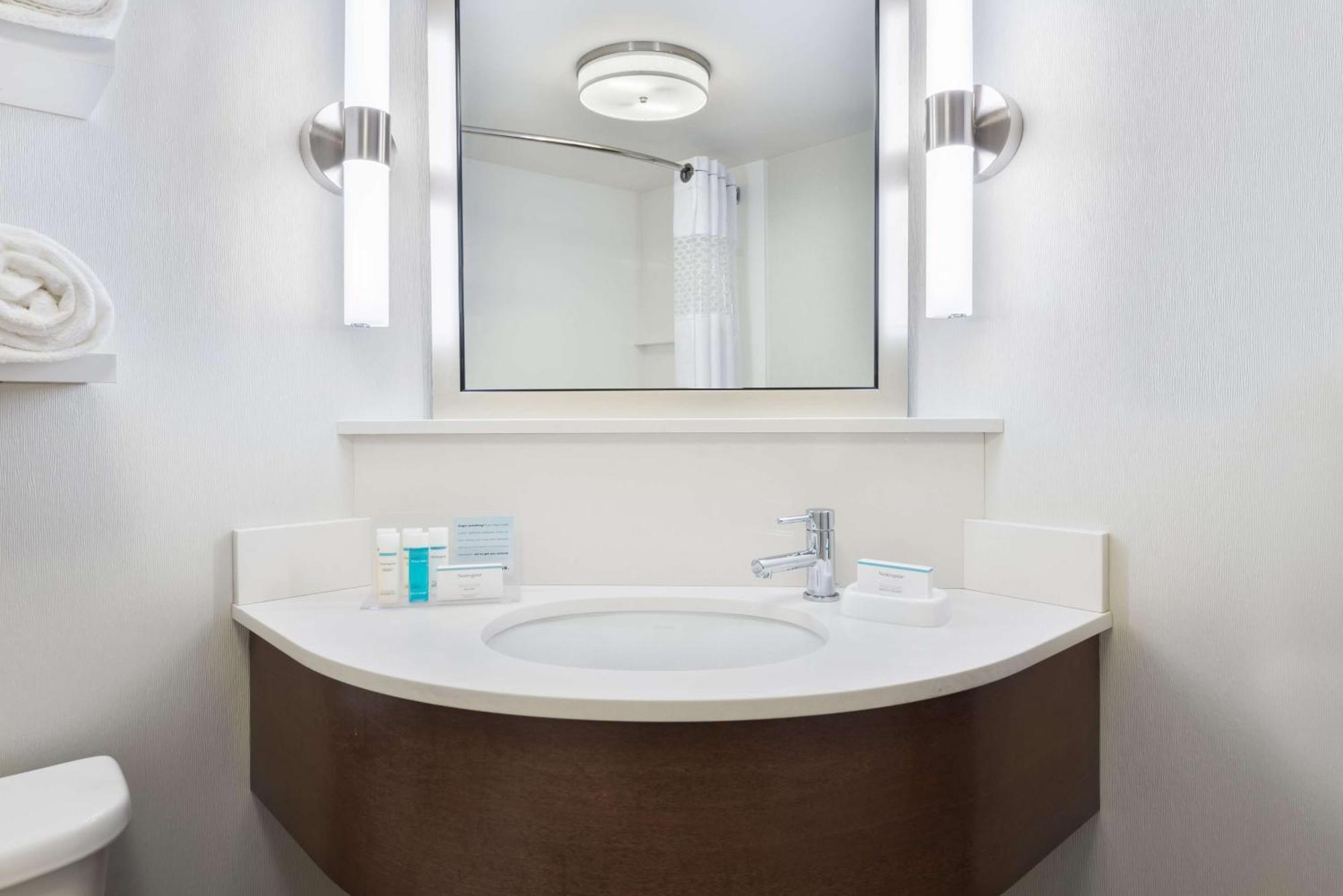 Hampton Inn Boston / Marlborough Extérieur photo
